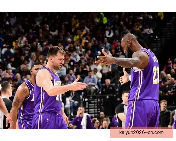 詹姆斯创造新纪录 东契奇42分12篮板成队史第一人